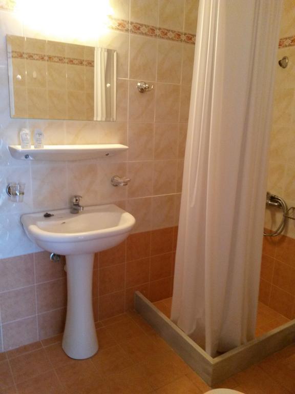 Drakopanagiotaki Rooms Agios Andreas  Oda fotoğraf